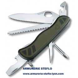 Victorinox  Couteau de l’Armée Suisse 08