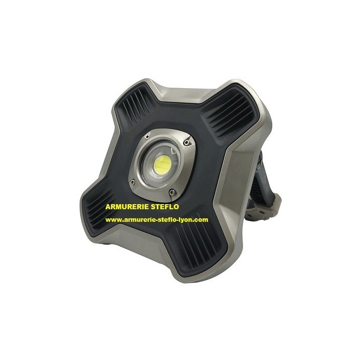 Projecteur autonome 2600 lumens rechargeable